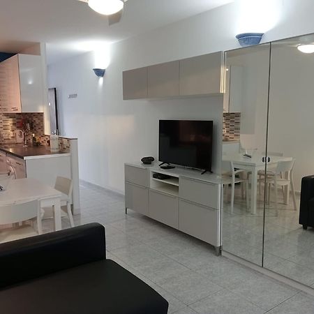 Orita Apartment Las Galletas Bagian luar foto